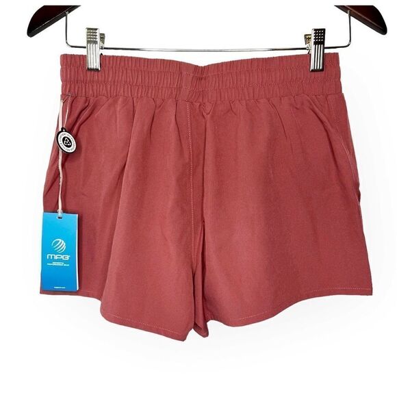 Mondetta Womens Dark Orchid Overlap Pocket Athletic Shorts S NWT - Picture 3 of 11